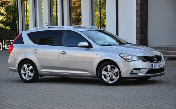 Kia Ceed cena 24900 przebieg: 165000, rok produkcji 2012 z Okonek małe 781